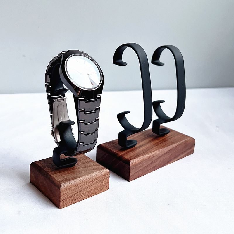 Supporto per orologio in legno - Jewelry And Watches Inc recensione e prezzo